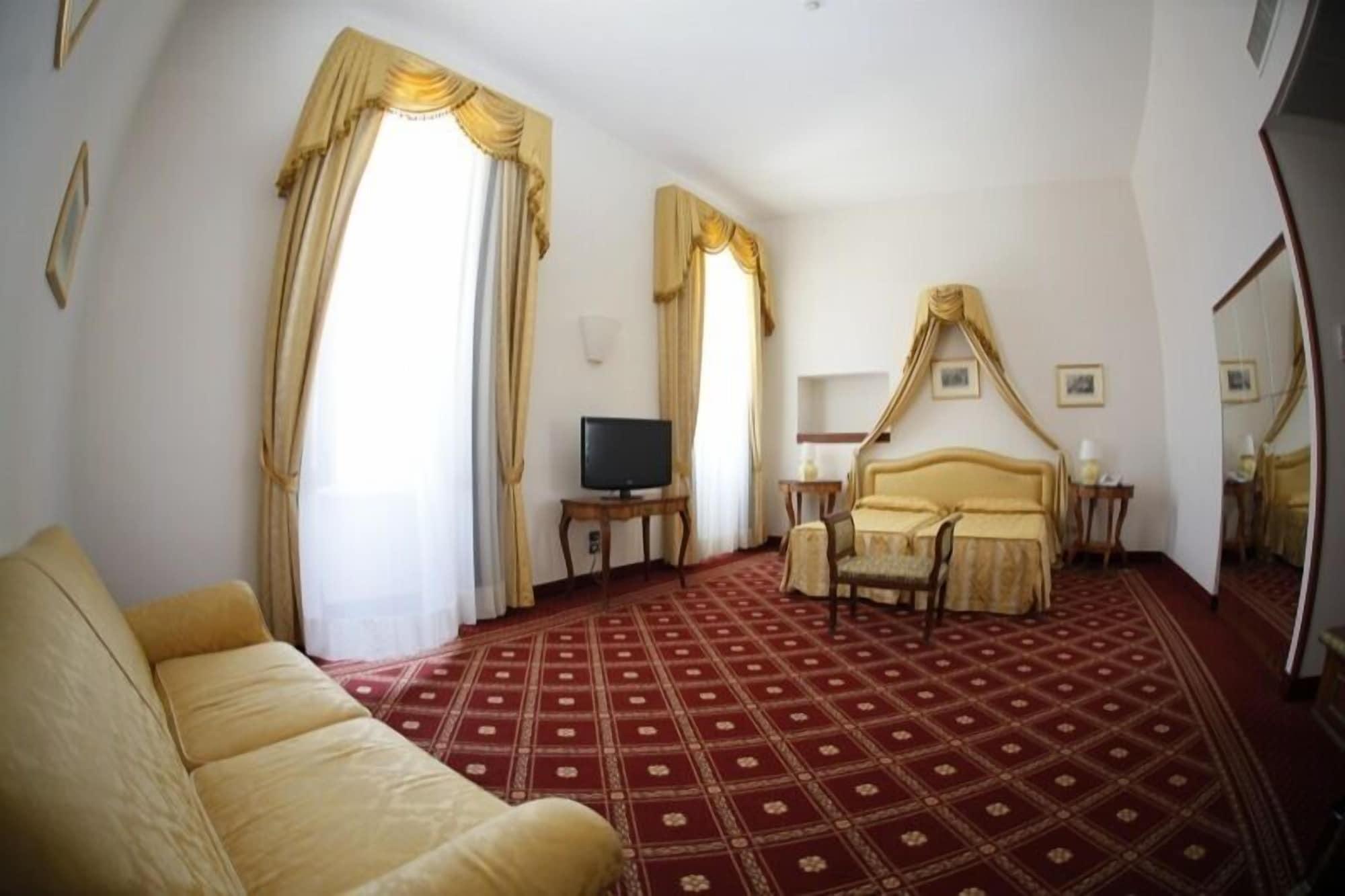Grande Albergo Internazionale Бриндизи Экстерьер фото