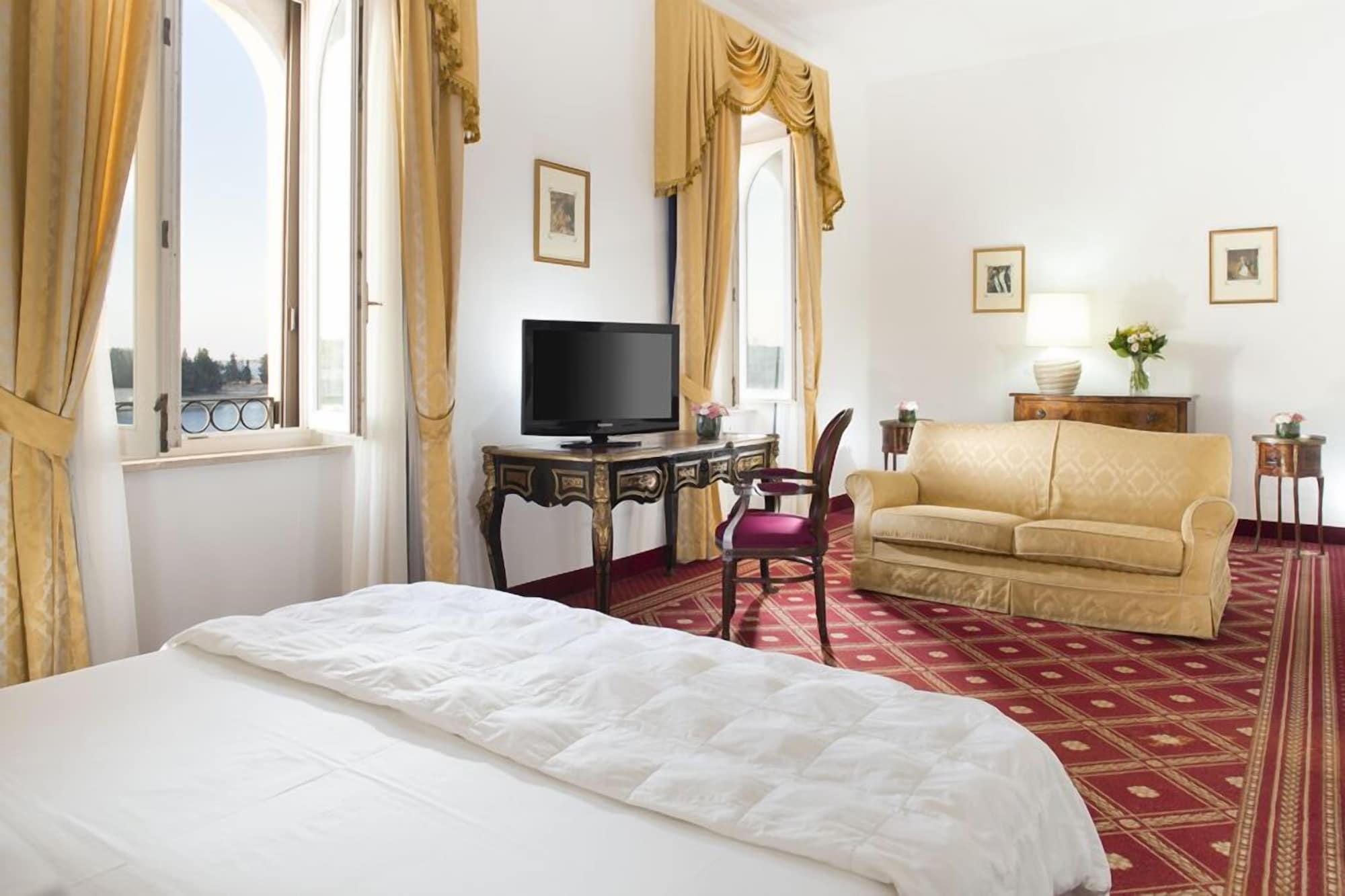 Grande Albergo Internazionale Бриндизи Экстерьер фото